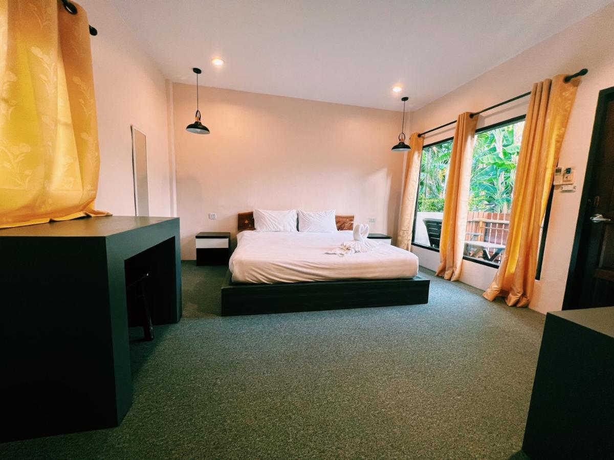 Vivi Hotel Resort Phuket Exterior photo