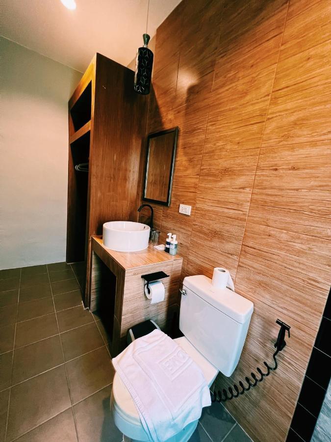 Vivi Hotel Resort Phuket Exterior photo
