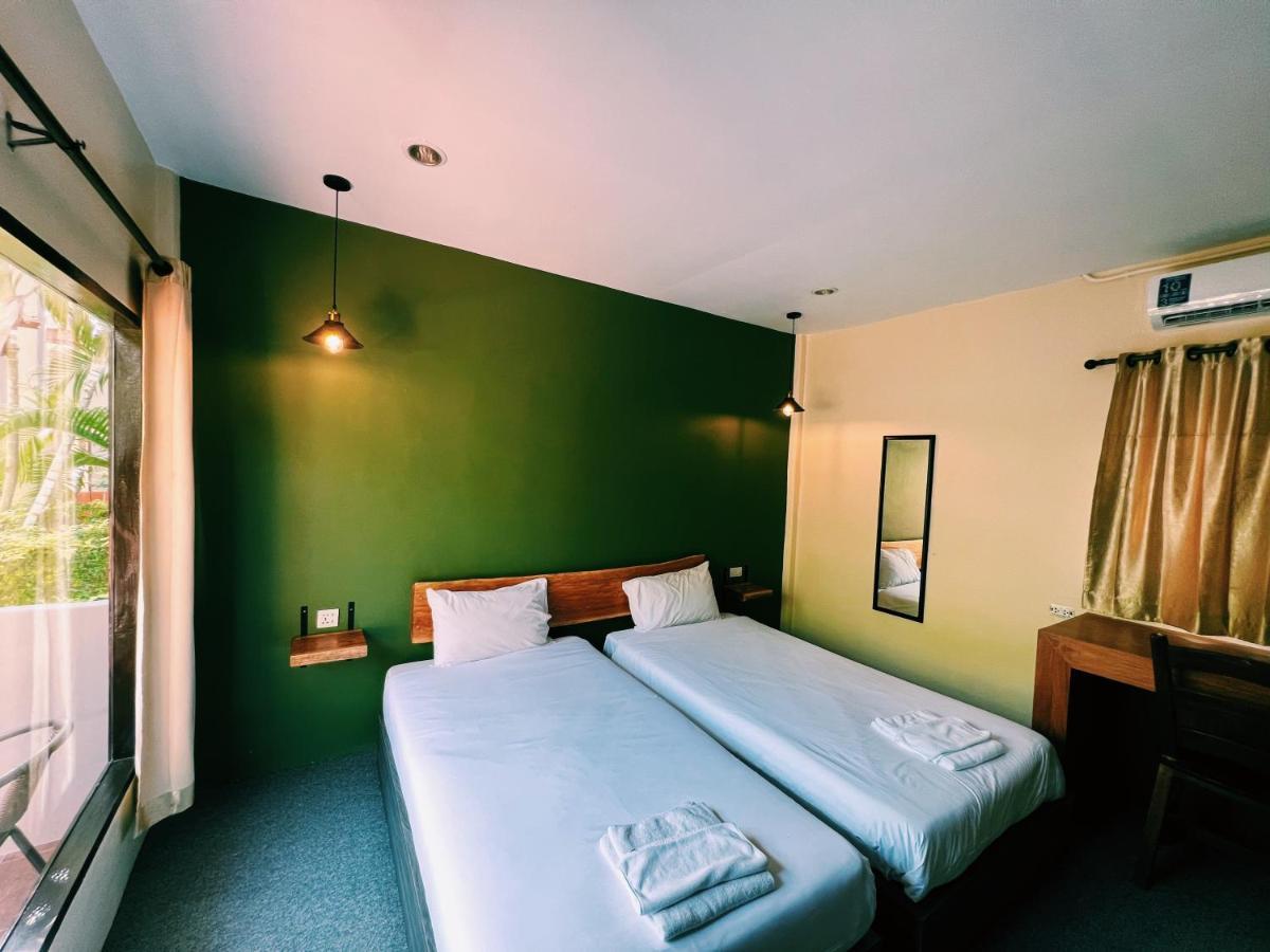 Vivi Hotel Resort Phuket Exterior photo