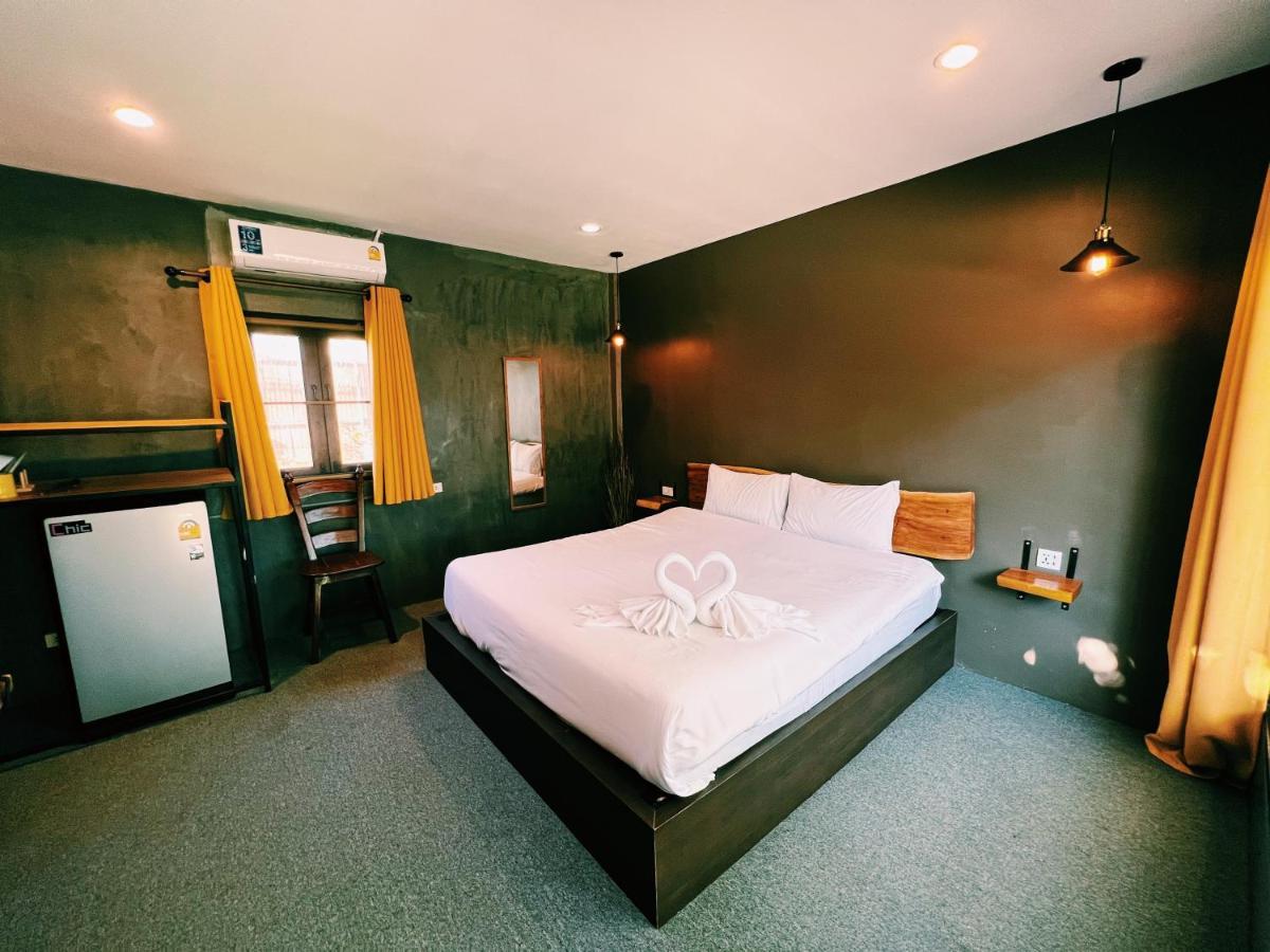 Vivi Hotel Resort Phuket Exterior photo
